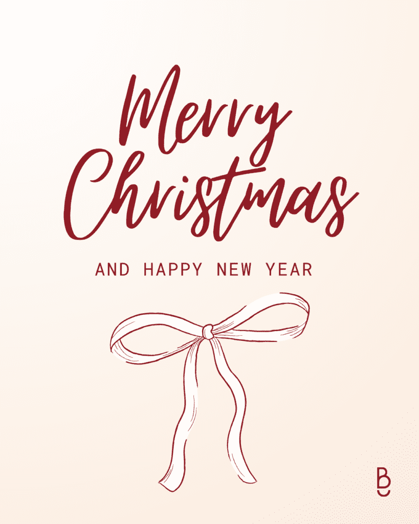 Schlichte Weihnachtskarte in Rot-Beige mit handgezeichneter Schleife und Grußbotschaft – Teil der festlichen Grüße von Biss & Bogen.